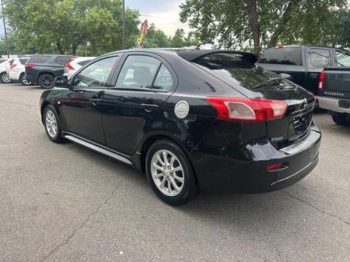 2011 Mitsubishi Lancer Sportback ES