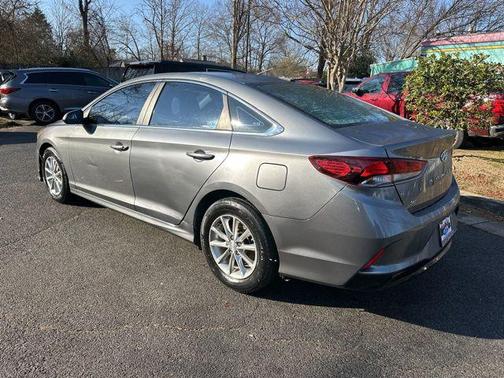 2018 Hyundai SONATA SE