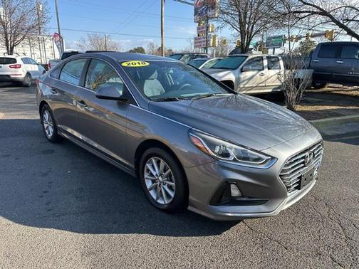 2018 Hyundai SONATA SE