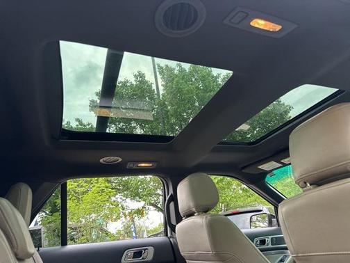 2011 Ford Explorer XLT
