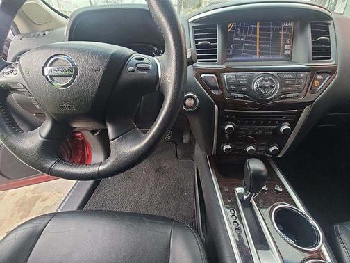 2013 Nissan Pathfinder Platinum