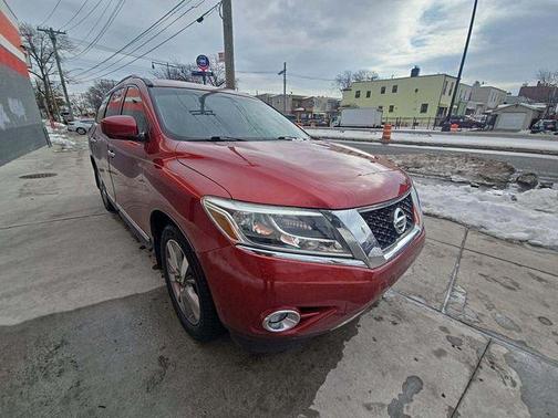 2013 Nissan Pathfinder Platinum