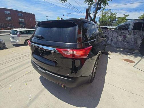 Black Metallic 2018 Chevrolet Traverse LT Leather