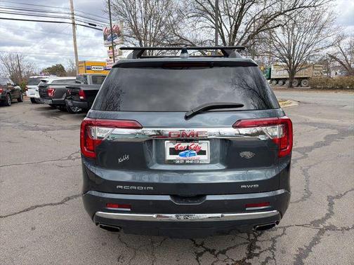 2020 GMC Acadia Denali