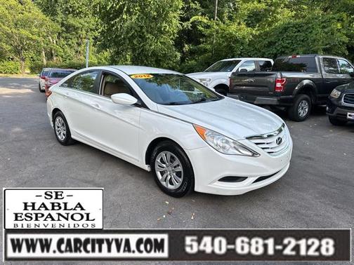 2012 Hyundai SONATA GLS