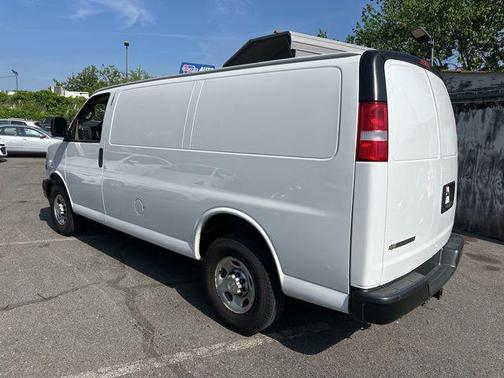 2021 Chevrolet Express 2500 Work Van