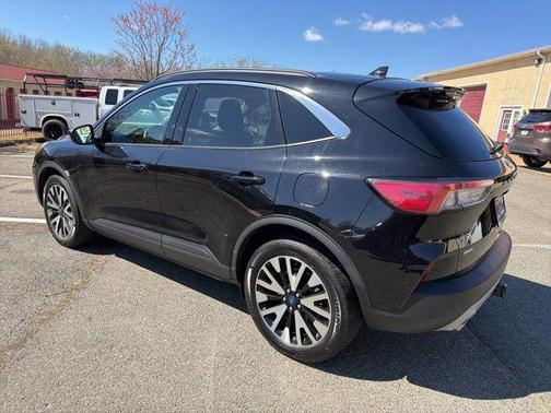 Black 2020 Ford Escape SEL