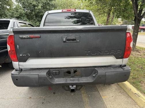 2017 Toyota Tundra SR5