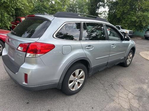 2012 Subaru Outback 3.6R Limited