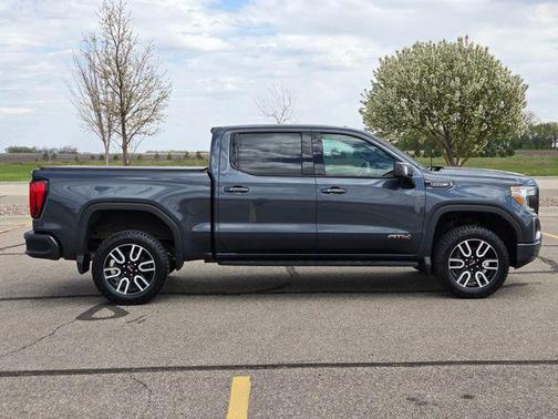 Dark Sky Metallic 2022 GMC Sierra 1500 AT4