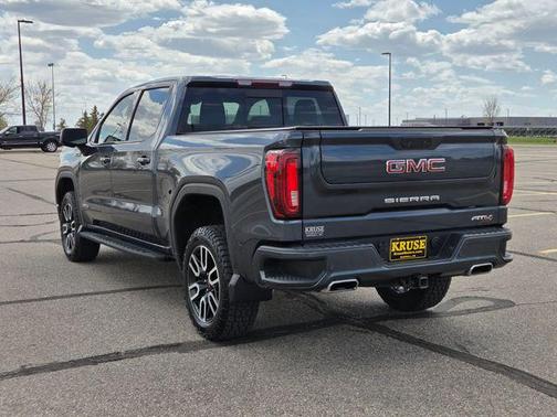 Dark Sky Metallic 2022 GMC Sierra 1500 AT4