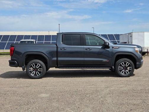 Dark Sky Metallic 2022 GMC Sierra 1500 AT4