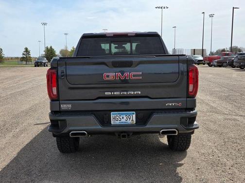 Dark Sky Metallic 2022 GMC Sierra 1500 AT4