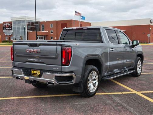 Satin Steel Metallic 2022 GMC Sierra 1500 SLT