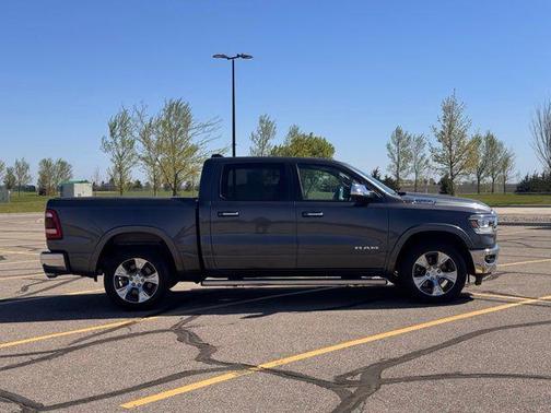 Granite Crystal Metallic Clearcoat 2020 RAM 1500 Laramie