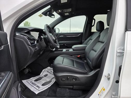 2024 GMC Acadia AWD Elevation