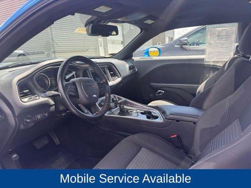 B5 Blue Pearlcoat 2019 Dodge Challenger SXT