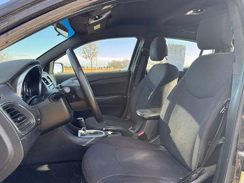 2013 Chrysler 200 Touring