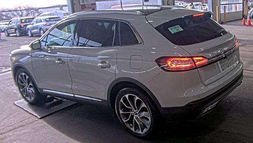 2022 Lincoln Nautilus Reserve