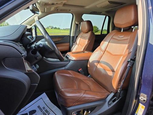 2017 Cadillac Escalade Premium Luxury