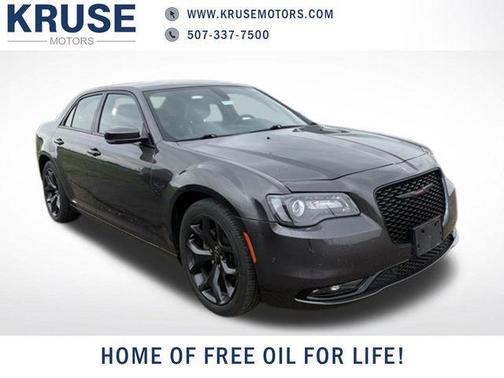 Granite Crystal Metallic Clearcoat 2022 Chrysler 300 S