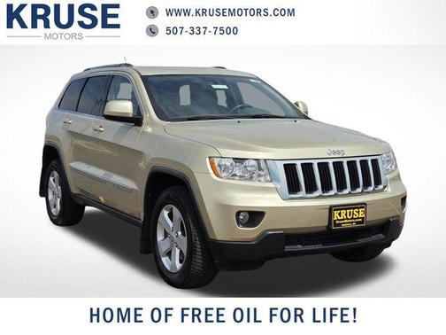 White Gold Clearcoat 2011 Jeep Grand Cherokee Laredo