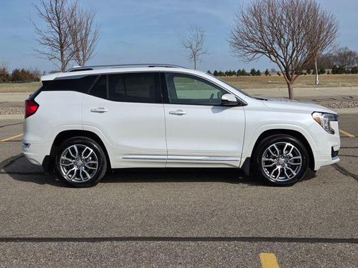 White Frost Tricoat 2024 GMC Terrain Denali