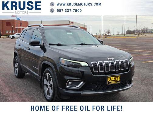 Diamond Black Crystal Pearlcoat 2019 Jeep Cherokee Limited