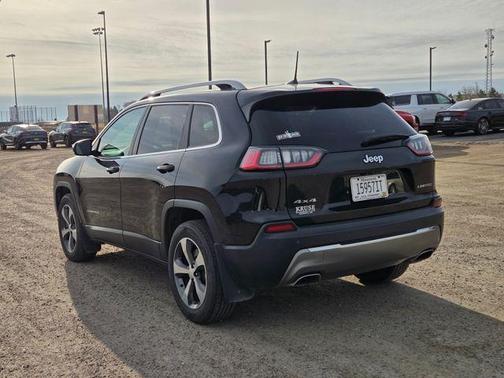 Diamond Black Crystal Pearlcoat 2019 Jeep Cherokee Limited