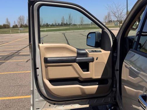 White Gold 2018 Ford F-150 XLT