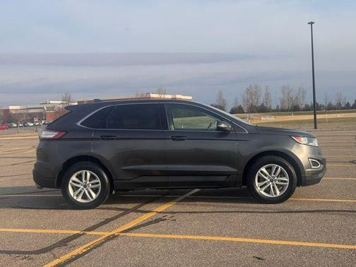 Burgundy Velvet Metallic Tinted Clearcoat 2017 Ford Edge SEL