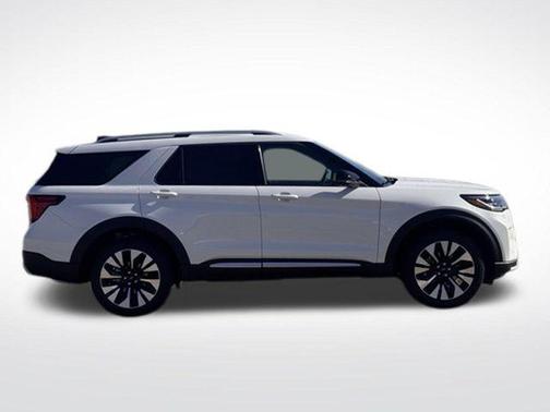 White Metallic 2026 Ford Explorer Platinum