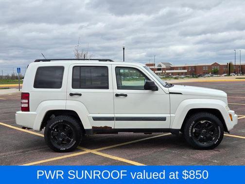 Stone White Clearcoat 2008 Jeep Liberty Sport