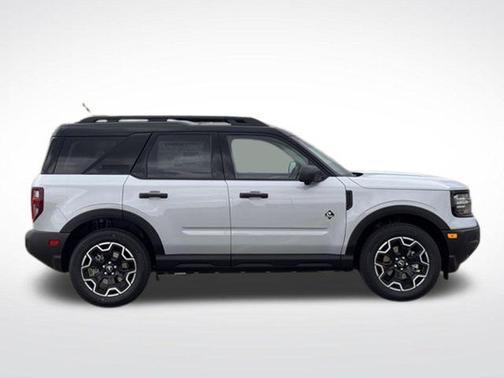 White Metallic 2026 Ford Bronco Sport Outer Banks
