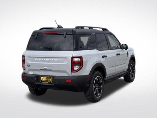 White Metallic 2026 Ford Bronco Sport Outer Banks