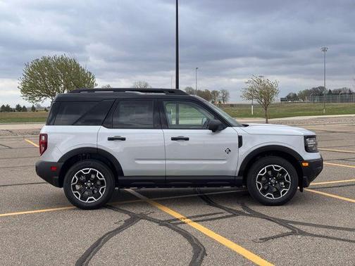 White Metallic 2026 Ford Bronco Sport Outer Banks