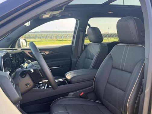2025 Chevrolet Traverse High Country