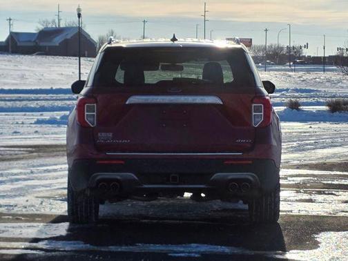 2022 Ford Explorer Platinum