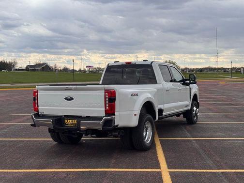 Oxford White 2026 Ford F-350 XLT