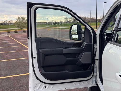 Oxford White 2026 Ford F-350 XLT