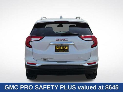 White Frost Tricoat 2022 GMC Terrain SLT