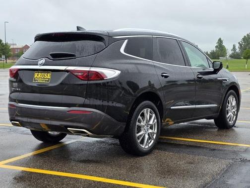 2023 Buick Enclave Premium AWD