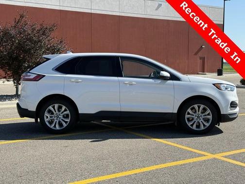 2020 Ford Edge Titanium