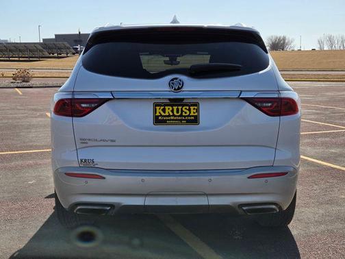 2023 Buick Enclave Premium AWD