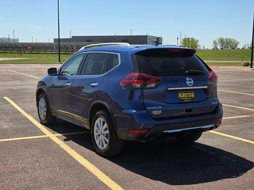 Caspian Blue 2018 Nissan Rogue SV