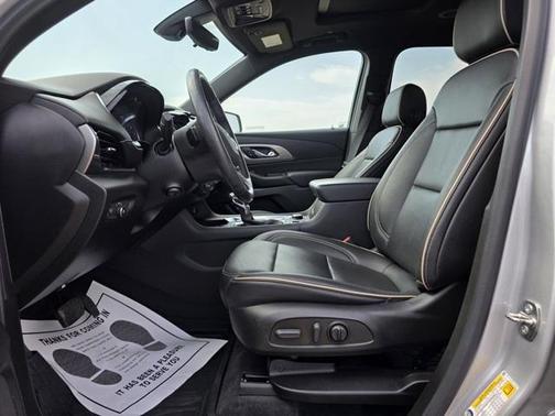 2022 Chevrolet Traverse Premier
