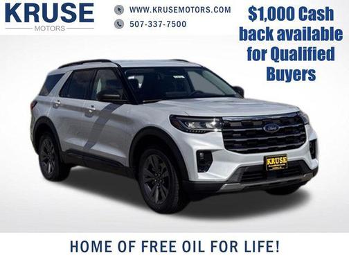 White Metallic 2026 Ford Explorer Active