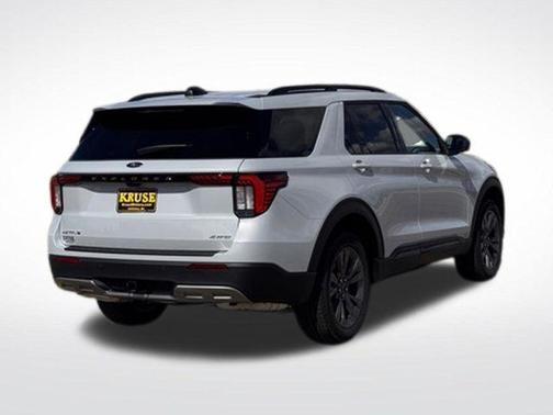 White Metallic 2026 Ford Explorer Active