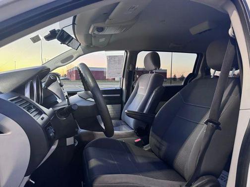 2010 Dodge Grand Caravan SE