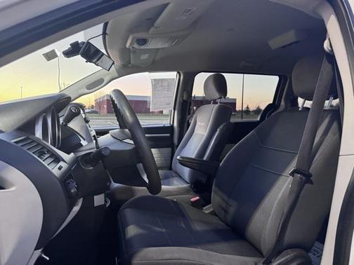 2010 Dodge Grand Caravan SE